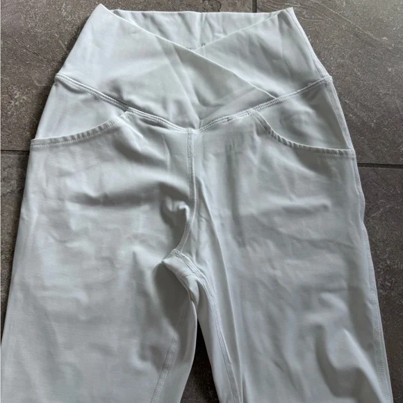 Yoga Flare Pants/Leggings - Picture 4 of 5